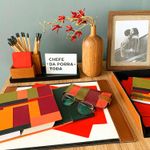 BLOCOS_IMA_ENVELOPE_E_JORNALISTA_PORTA_OCULOS_RETANGULOS_MOVIMENTO_CAIXA_ENTRADA_PESPONTO_HAVANNA_ORGANIZADOR_MESA_ECLECTIC_PORTA_RETRATO_JUTA_PAPEL_CRAFT