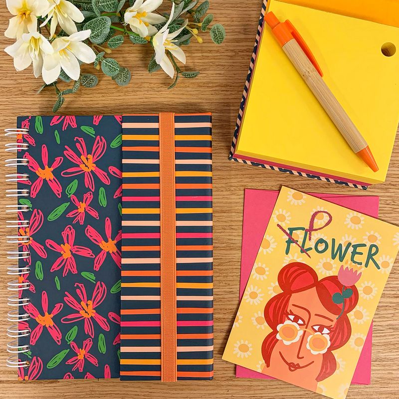 CADERNO_A5_ABA_FLORAL_NEON_CARTAO_POSTAL_FLOWER_POWER_BLOCO_QUADRADO_TUDO_FLORAL_PAPEL_CRAFT