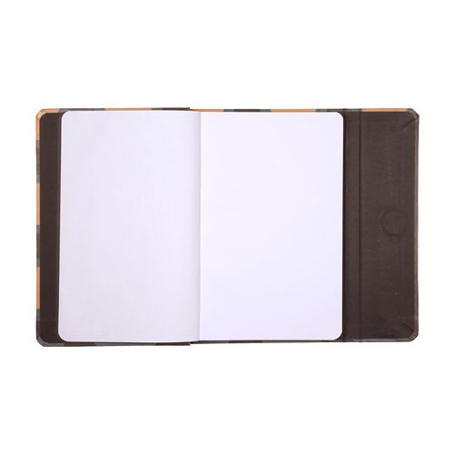 Caderno Costurado C/ Aba A5 Estampa 
QUADRADO 70