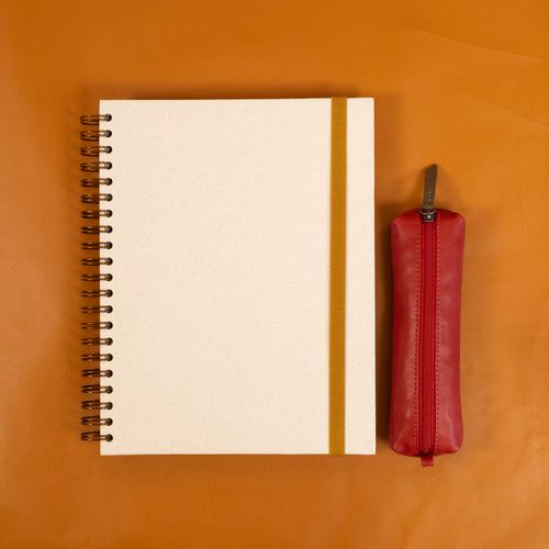 CADERNO A4 SEM PAUTA 90 FOLHAS TRIGO