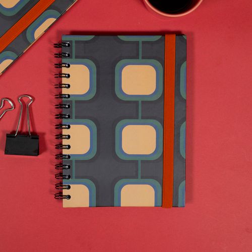 Caderno A5 com Folha Reposicionável 
QUADRADO 70