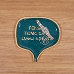 PRATO_DECORATIVO_CERAMICA_FRASES_-PENSO_LOGO_DESISTO_-HO10084_3