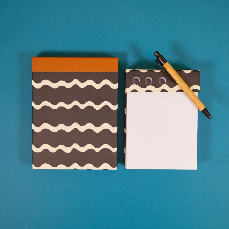 BLOCO_TAMPA_MIOLO_COLOR_M_C_CANETA_-ONDAS-GRAFICAS_-BL2020_PAPEL_CRAFT_2