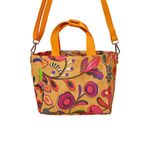 LANCHEIRA_OXFORD_QUADRADA_COM_ALCA_TRANSPASSADA__-FLORAL_COLAGEM_Bebel_CO3044_PAPEL_CRAFT_5