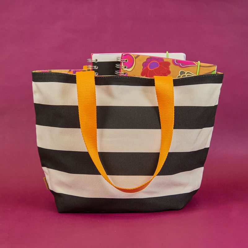BOLSA_BALDE_DOUBLE_FACE_PEQUENA_FLORAL_COLAGEM_BEBEL_CO3080_PAPEL_CRAFT_3
