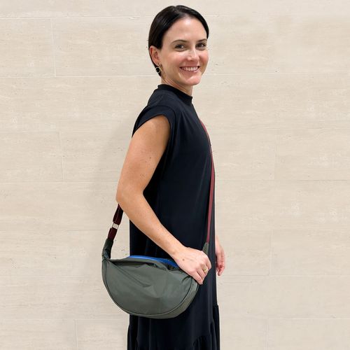 Pochete Nylon Impermeável
VERDE/TURMALINA/AZUL