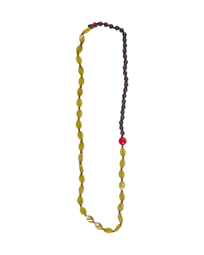 COLAR_TRES_CONTAS_CORES_CARAMBOLA_VERMELHO_PRETO_ROU2163_PAPEL_CRAFT_3