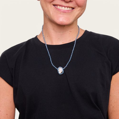 Colar Celina Miçanga e Pérola Doce AZUL ESCURO