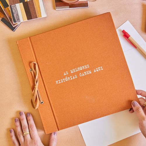 Caderno de Assinatura 25x25 Melhores Histórias FERRUGEM