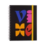 CADERNO_A4_90_FOLHAS_LETRA_LATINA_VIXE_CA3342_PAPEL_CRAFT_1.jpg