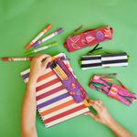 ESTOJO_BOLSO_PARA_CADERNO_FLORAL_BEBEL_BORDO_ES1274_PAPEL_CRAFT_2.jpg