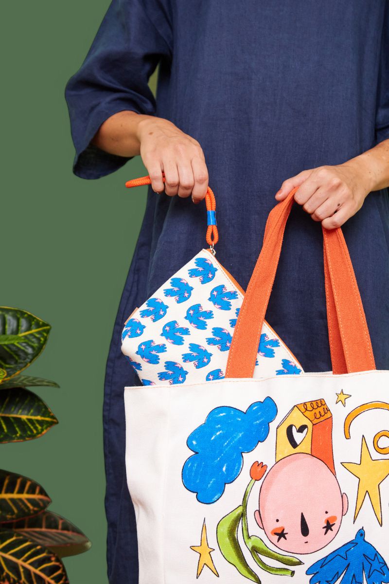 BOLSA_TOTE_COM_NECESSAIRE_LUC_CORAGEM_CO3121_PAPEL_CRAFT_2.jpg