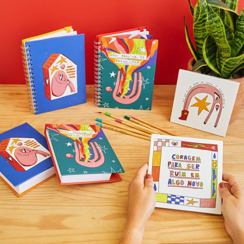 CADERNO_A5_COM_DIVISORIAS_LUC_VOCE_MERECE_CA3346_PAPEL_CRAFT_2.jpg