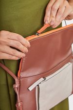 BOLSA_MINI_BAILINHO_COM_BOLSO_TRICOLOR_CINAMON_OFF_SEL__CO2657_PAPEL_CRAFT_2.jpg