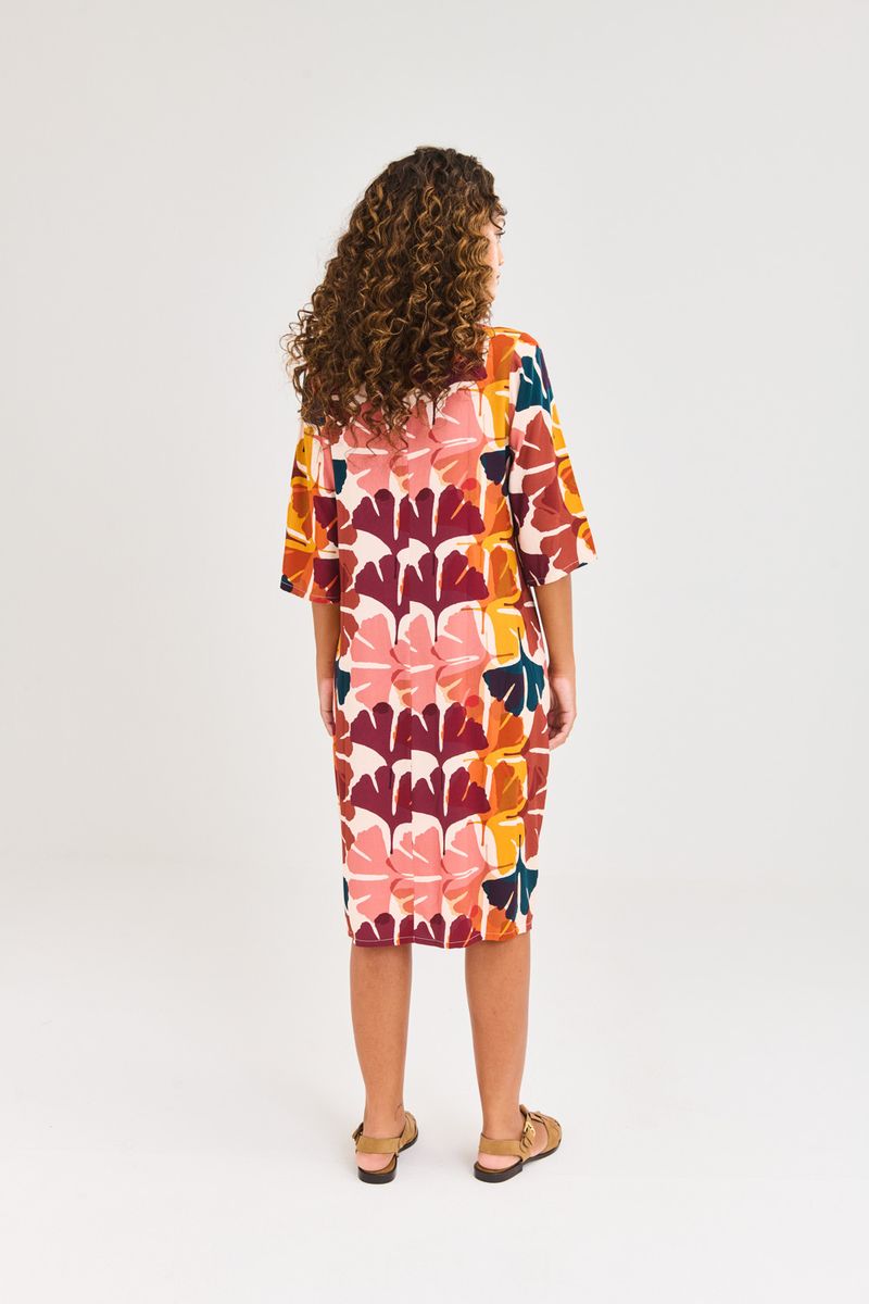 VESTIDO_ESTAMPADO_BOLSOS_ARREDONDADOS_GINKO_ROU2180_PAPEL_CRAFT_3.jpg