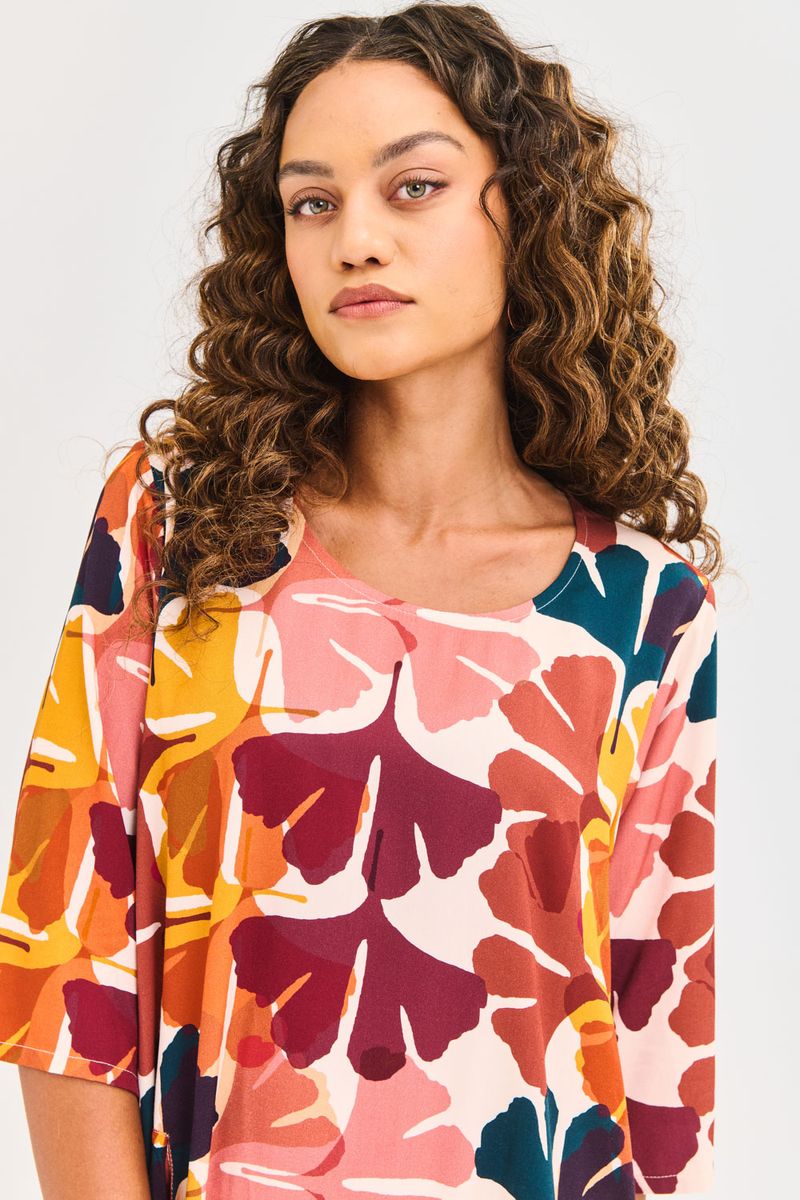 VESTIDO_ESTAMPADO_BOLSOS_ARREDONDADOS_GINKO_ROU2180_PAPEL_CRAFT_4.jpg