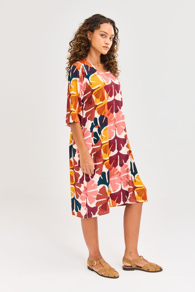 VESTIDO_ESTAMPADO_BOLSOS_ARREDONDADOS_GINKO_ROU2180_PAPEL_CRAFT_2.jpg