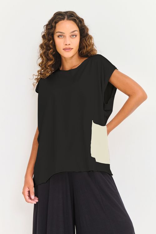 Blusa Malha Algodão Pima Bolso Ribana Preta/Off