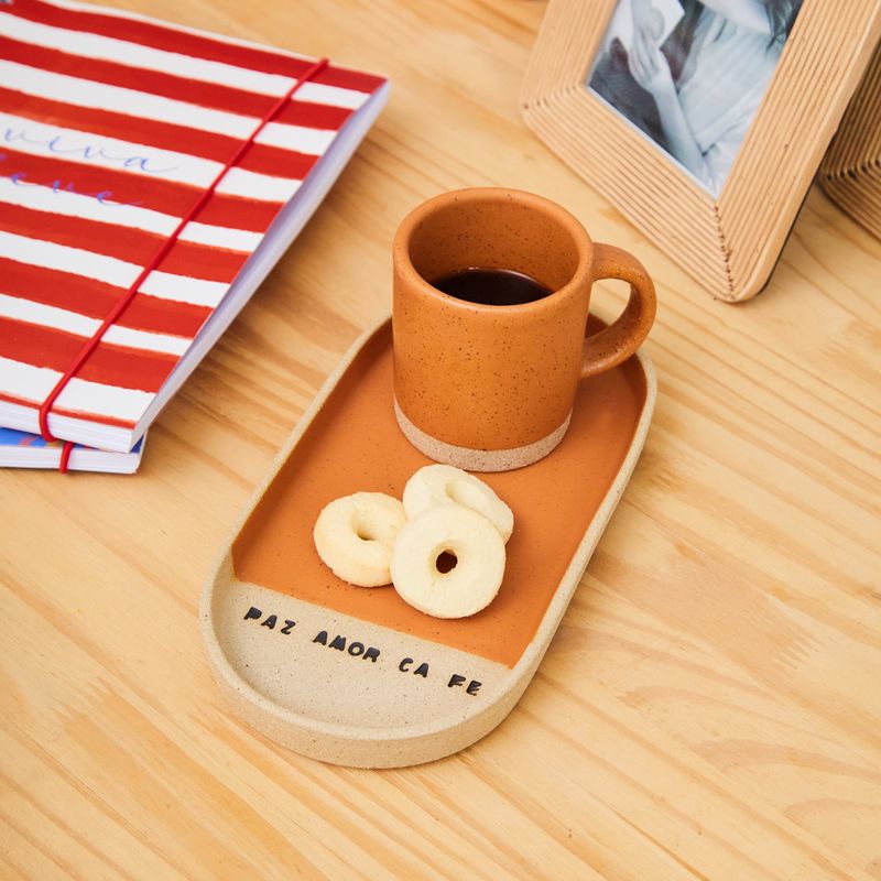 KIT_CANECA_COM_PRATO_HO10295_CARAMELO_PAPEL_CRAFT_2.jpg