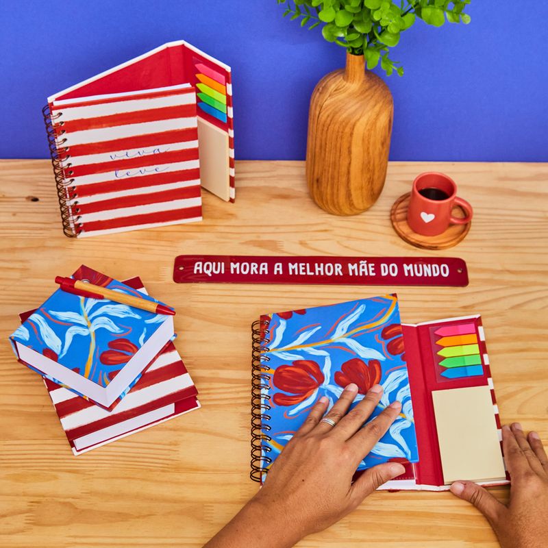 CADERNO_A5_COM_ABA_90_FOLHAS_ESTAMPAS_LISTRAS_CANELA_CA2838_PAPEL_CRAFT_2.jpg