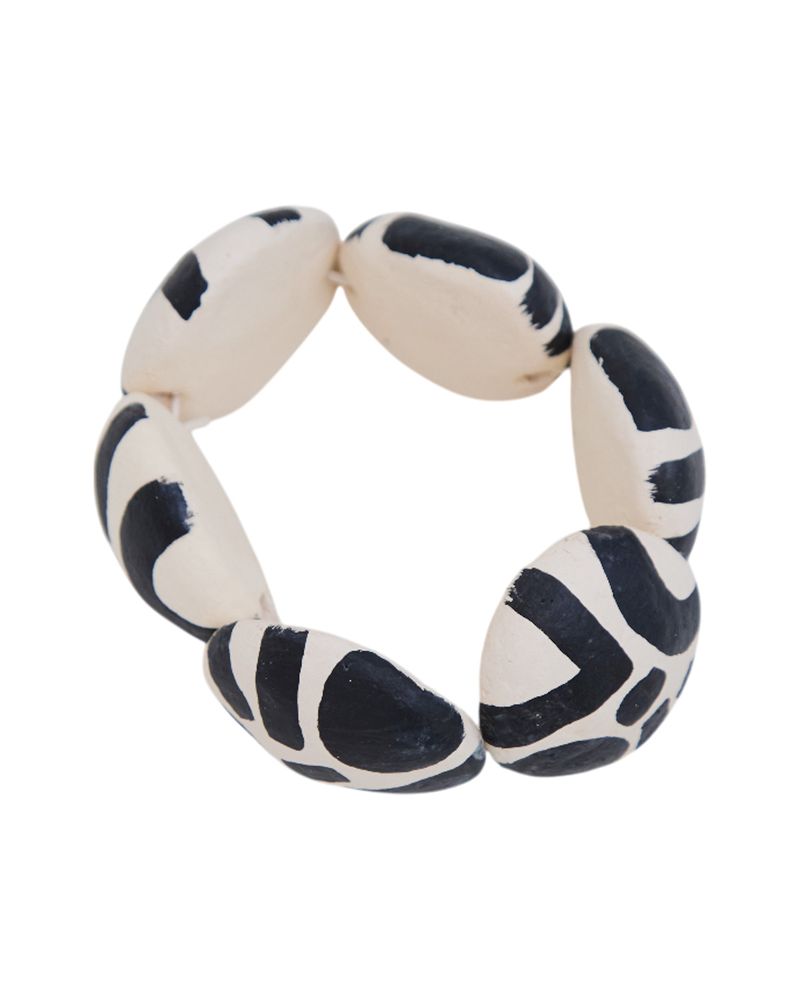 PULSEIRA_PAPEL_MACHE_CABOCHAO_PRETA_BRANCO_ROU2221_PAPEL_CRAFT_3.jpg