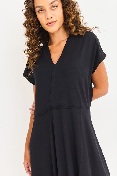 Vestido Malha Recortes Fio Preto