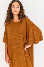 VESTIDO_MALHA_LISTRADA_MANGA_SOBREPOSTA_COBRE_ROU2188_PAPEL_CRAFT_1.jpg