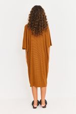 VESTIDO_MALHA_LISTRADA_MANGA_SOBREPOSTA_COBRE_ROU2188_PAPEL_CRAFT_3.jpg