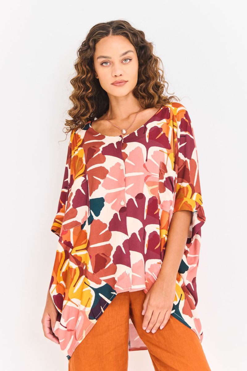 BLUSA_ESTAMPADA_BOTOES_E_RECORTES_GINKO_ROU2189_PAPEL_CRAFT_2