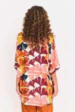 BLUSA_ESTAMPADA_BOTOES_E_RECORTES_GINKO_ROU2189_PAPEL_CRAFT_3