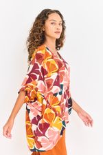 BLUSA_ESTAMPADA_BOTOES_E_RECORTES_GINKO_ROU2189_PAPEL_CRAFT_4
