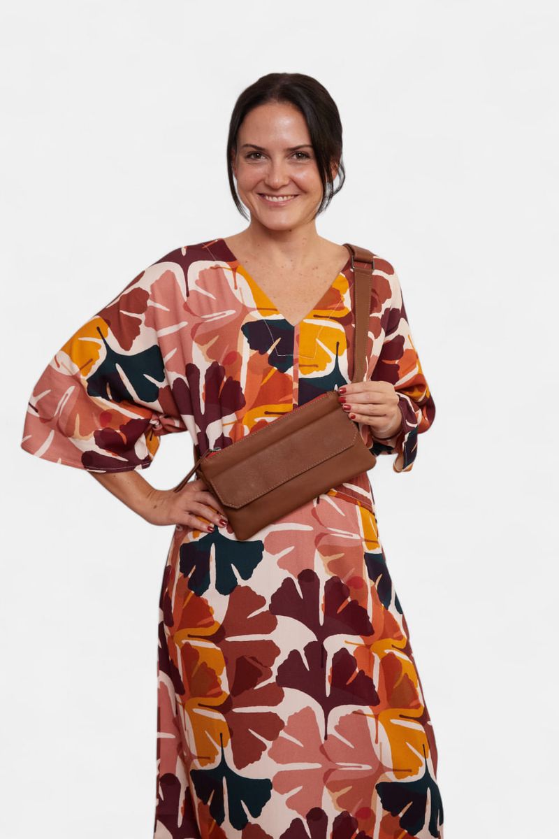 POCHETE_DE_COURO_PEQUENA_TAN_CO3126_PAPEL_CRAFT_3.jpg