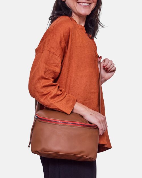 Bolsa de Couro Meia Lua TAN