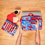 PORTA_LAPTOP_13_ESTAMPADO_FLORAL_POEMA_LISTRAS-BOSQUE_CO3132_PAPEL_CRAFT_4