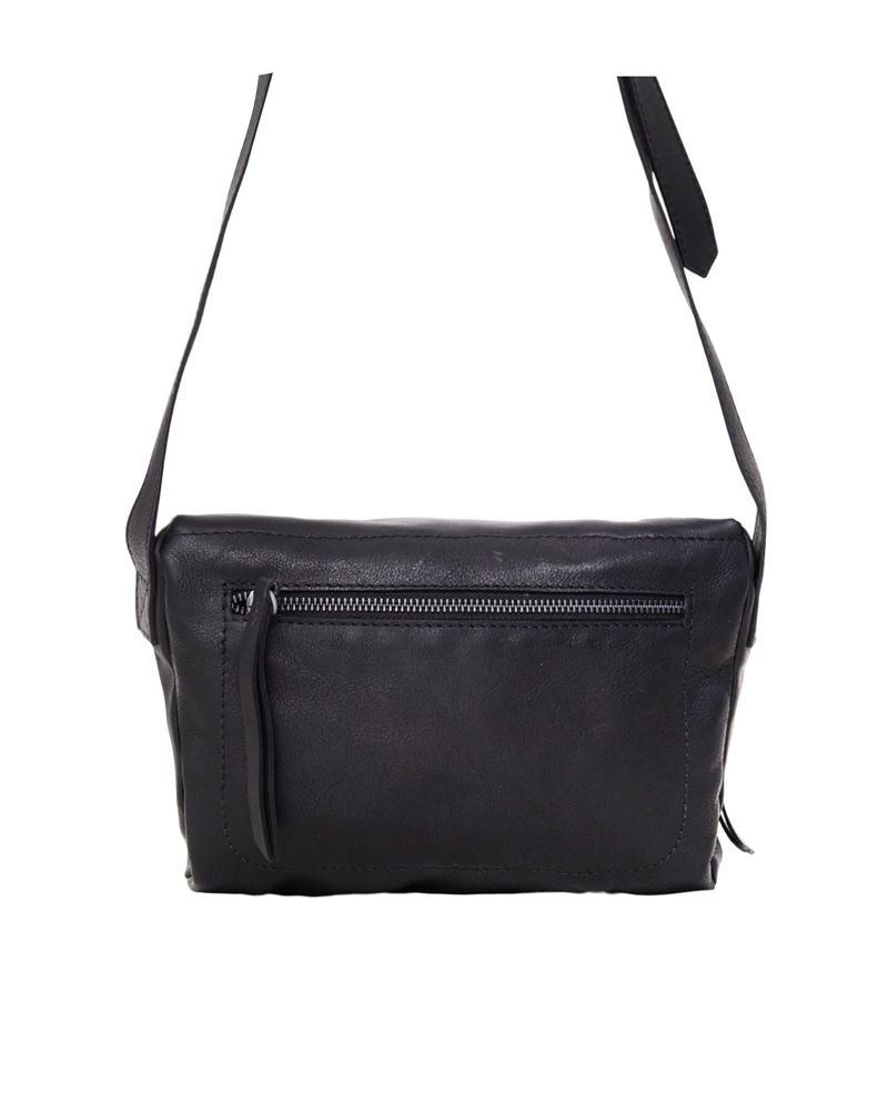 BOLSA_COURO_MEIA_LUA_PRETA_CO3125_PAPEL_CRAFT_6
