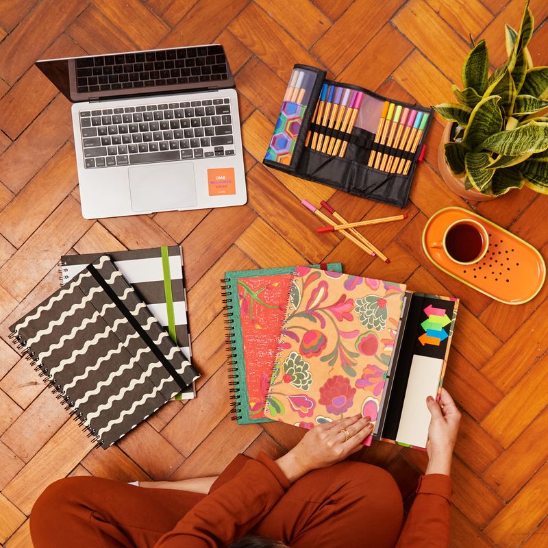 CADERNOS_A4_90_FLS_ESTAMPAS_LISTRAS_PB_GG_CA2230_PAPEL_CRAFT_2
