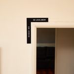 PLACA_ACRILICO_PORTA_ESQUADRO_DAQUI_SO_SE_LEVA_O_AMOR_VA22481_PAPEL_CRAFT_3