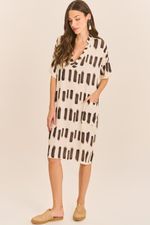 VESTIDO_ESTAMPADO_COM_BOLSOS_E_DETALHE_GOLA_PINTURA_PB_ROU2277_PAPEL_CRAFT_2