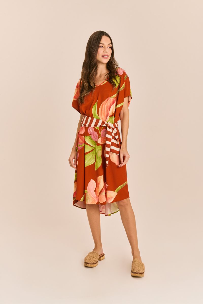 VESTIDO_ESTAMPADO_PREGA_NAS_COSTAS_FLOR_DE_FIGO_ROU2278_PAPEL_CRAFT_2
