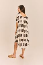 VESTIDO_ESTAMPADO_PREGA_NAS_COSTAS_PINTURA_PB_ROU2278_PAPEL_CRAFT_2