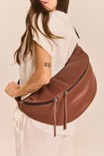 BOLSA_POCHETE_GRANDE_EM_COURO_MOGNO_CO2713_PAPEL_CRAFT_2