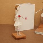 ESCULTURA_MENINA_A_FLOR_DA_PELE_HO10352_PAPEL_CRAFT_2