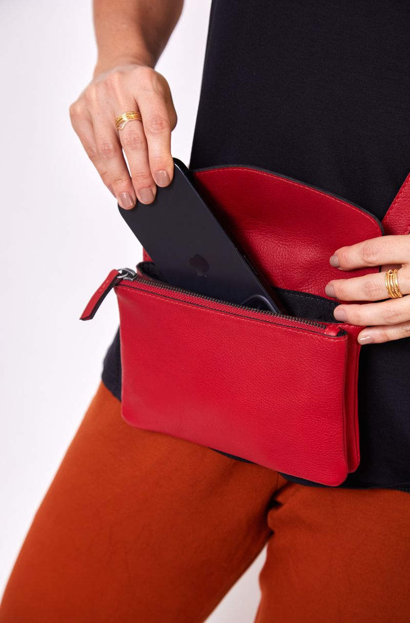 BOLSA_COURO_ENVELOPE_VERMELHO_CO3144_PAPEL_CRAFT_3