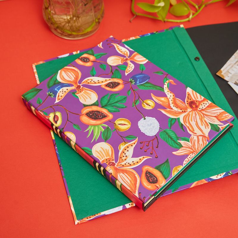 ALBUM_PINO_VERTICAL_20_X_27_50_FOLHAS_ESTAMPAS_FLORAL_FRUTA_LISTRA_FRUTA_AL893_PAPEL_CRAFT_3