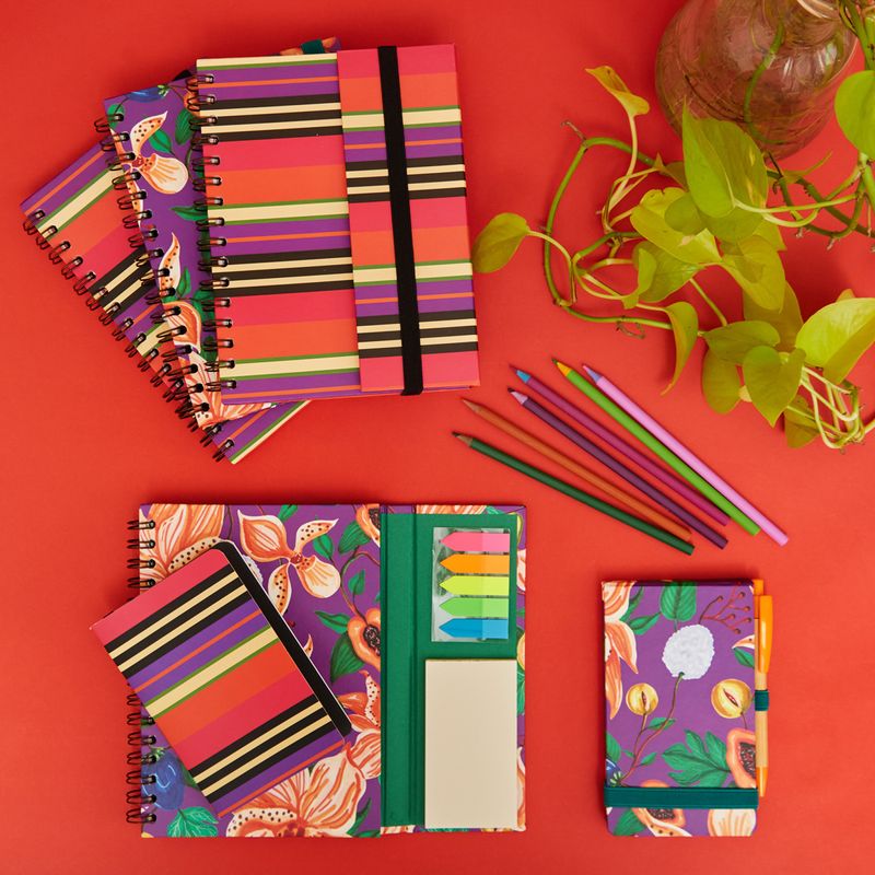 CADERNO_A5_90_FOLHAS_ESTAMPAS_PAUTADO_FLORAL_FRUTA_CA2350_PAPEL_CRAFT_2