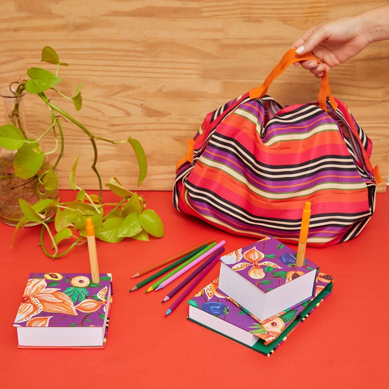 BLOCO_TAMPA_M_14_X_18_COM_CANETA_LATERAL_ESTAMPADA_FLORAL-FRUTA_LISTRA-FRUTA_BL2020_PAPEL_CRAFT_2