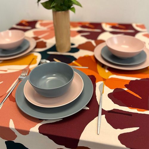 Toalha de Mesa 1,50 x 1,40 
GINKO GRANDE