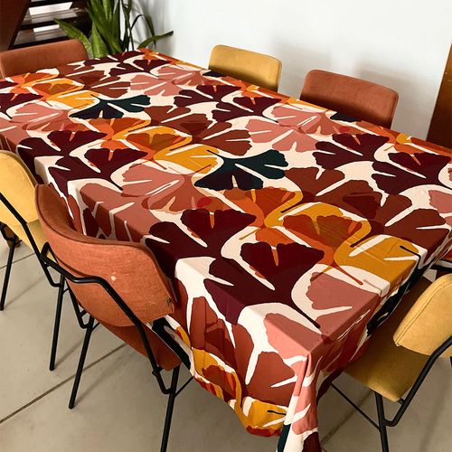 Toalha de Mesa 2,50 x 1,40 
GINKO GRANDE
