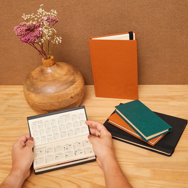 AGENDA_BOLSO_COSTURADA_IMITLIN_2026_VERDE_AG1847_PAPEL_CRAFT_2