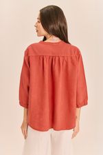 BLUSA_LINHO_FENDA_BOTAO_FRENTE_GOIABA_ROU2272_PAPEL_CRAFT_2